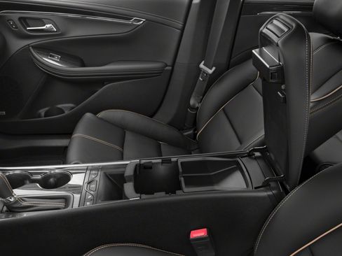 Used 2018 Chevrolet Impala Premier w/ Premier Confidence Package FWD image 9