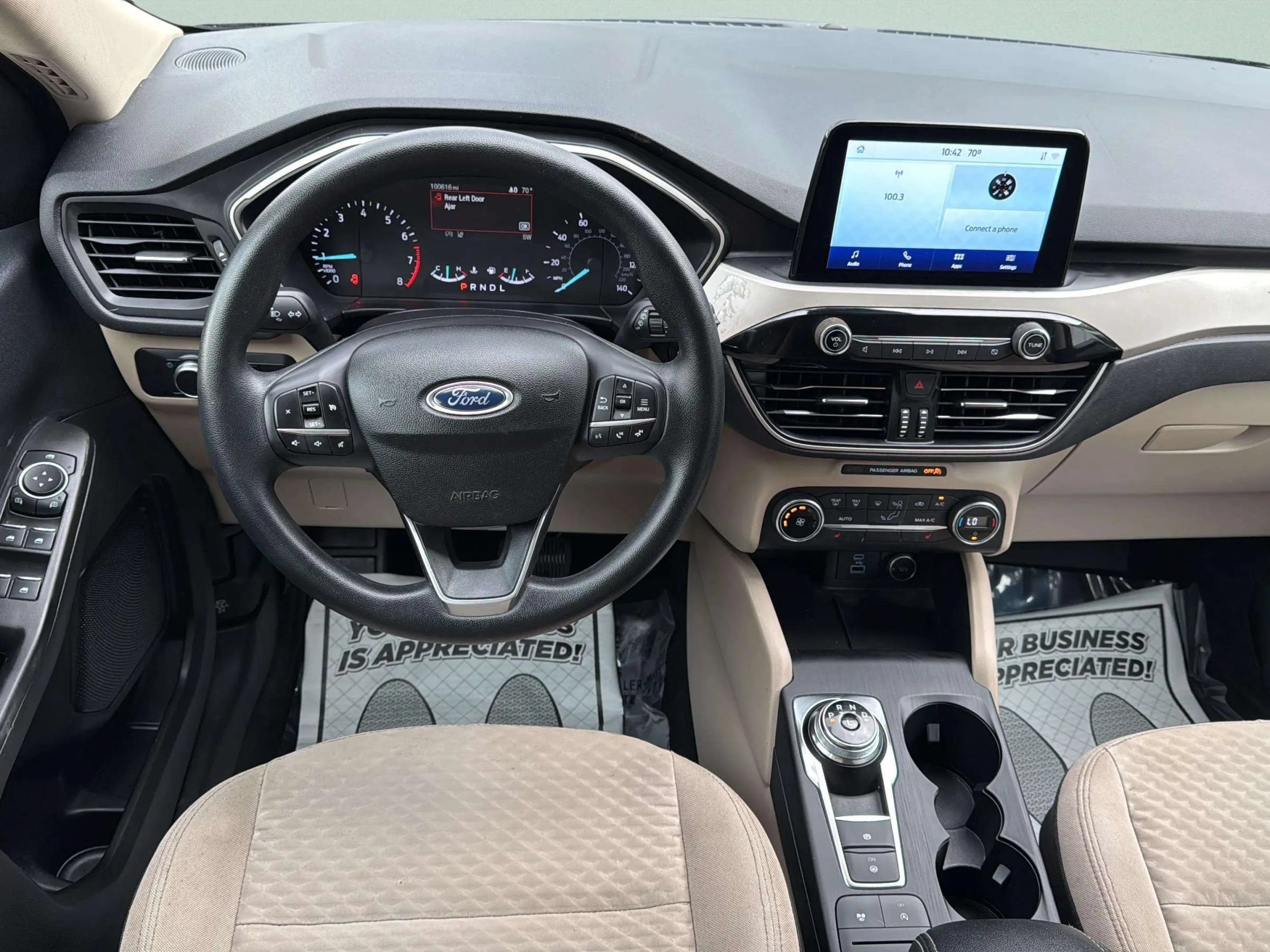 Used 2020 Ford Escape SE FWD image 9