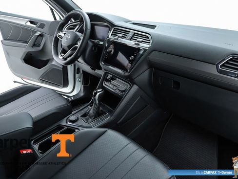 Used 2023 Volkswagen Tiguan SE R-Line AWD/4WD image 32