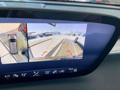 Certified 2025 Buick Enclave Preferred image 26