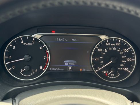 Used 2019 Nissan Altima 2.5 SV FWD image 18