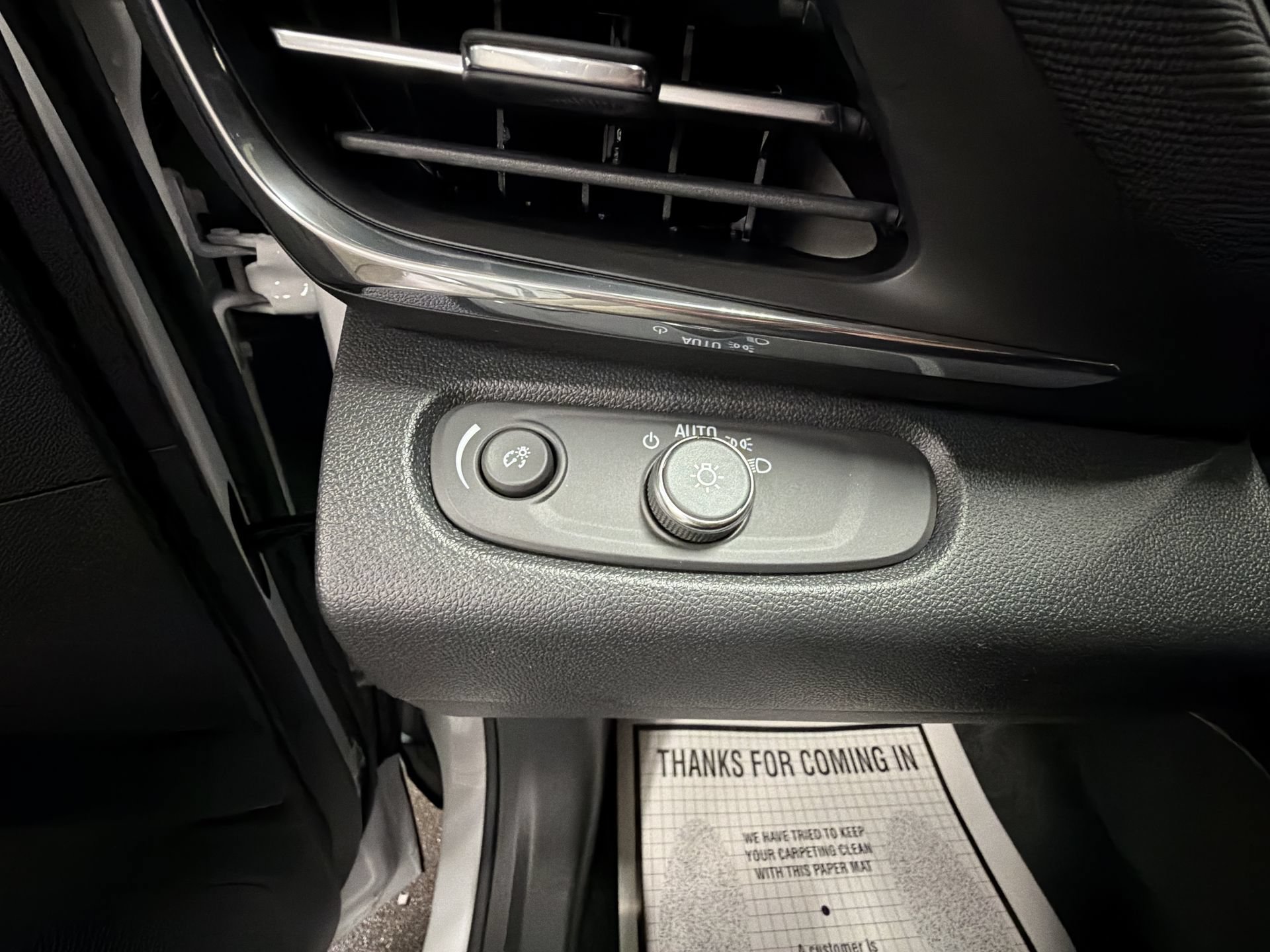 New 2026 Buick Envista Sport Touring w/ Convenience I Package FWD image 17