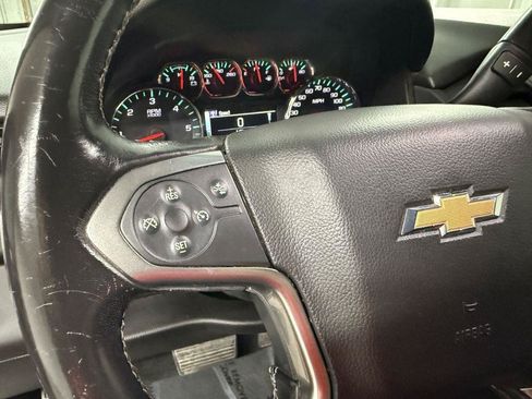 Used 2018 Chevrolet Suburban LT AWD/4WD image 22