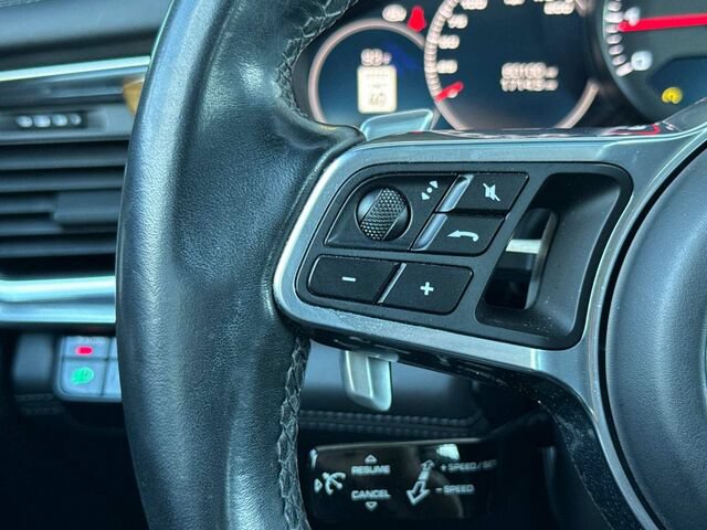 Used 2018 Porsche Panamera 4S AWD/4WD image 28