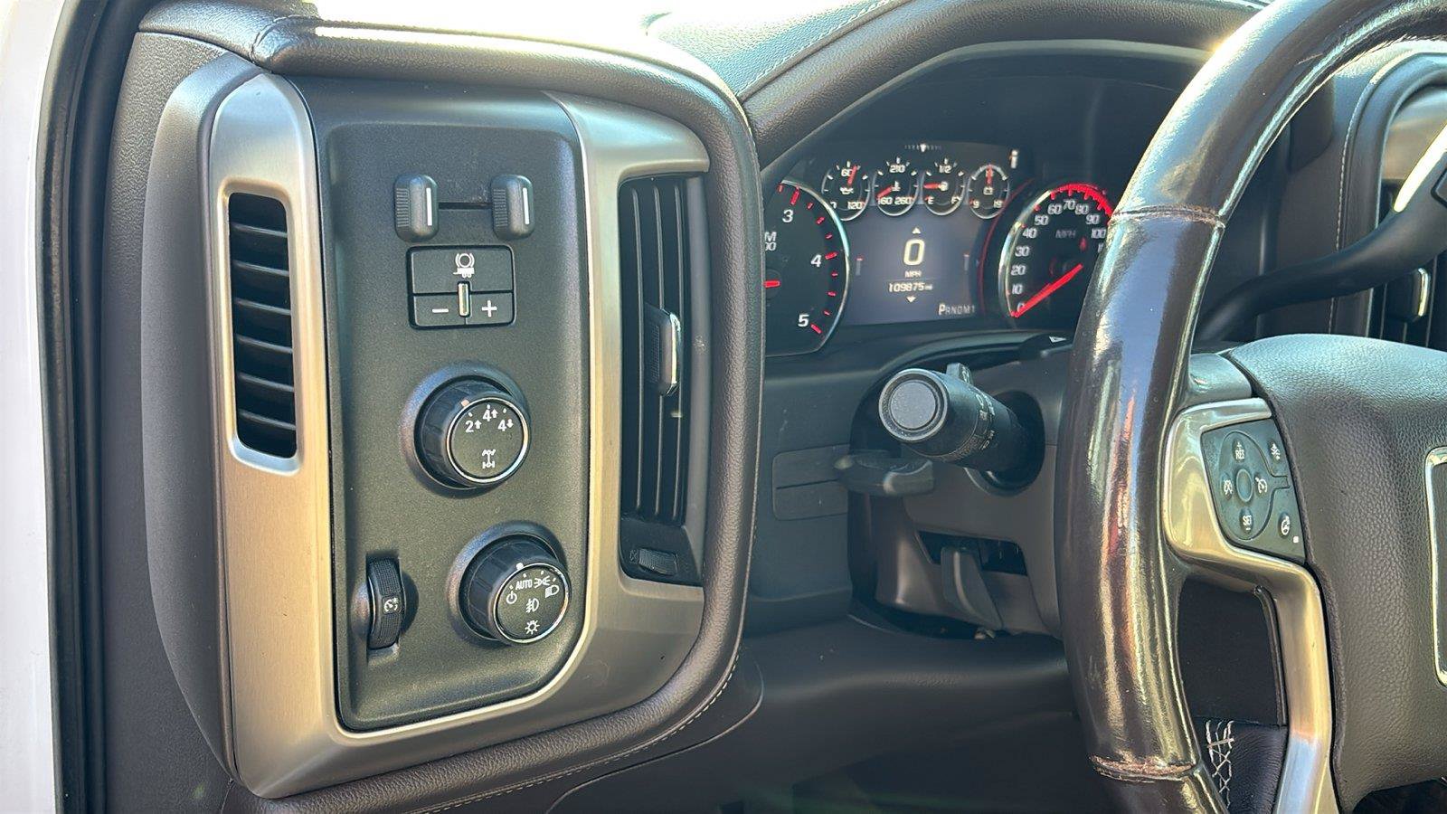 Used 2016 GMC Sierra 2500 Denali w/ Duramax Plus Package AWD/4WD image 26