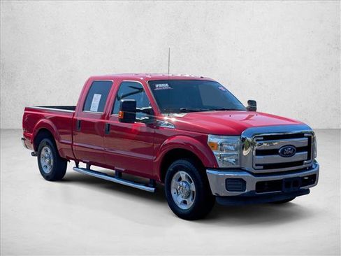 Used 2015 Ford F250 XLT image 3
