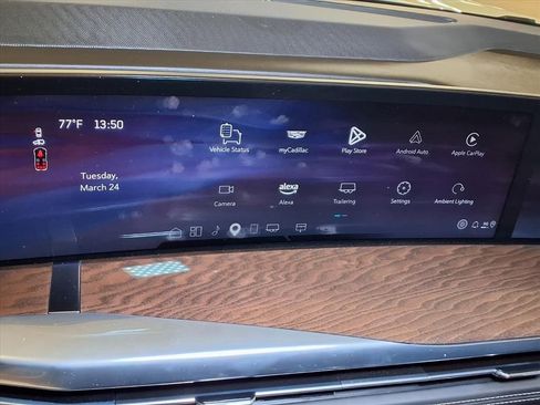 Certified 2025 Cadillac Escalade Sport Platinum image 4