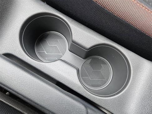 New 2025 Nissan Versa SR image 23