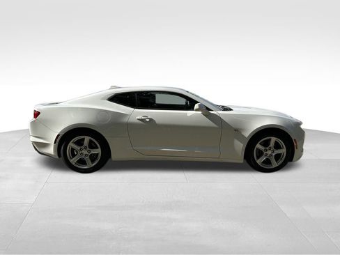 Used 2024 Chevrolet Camaro LT image 7