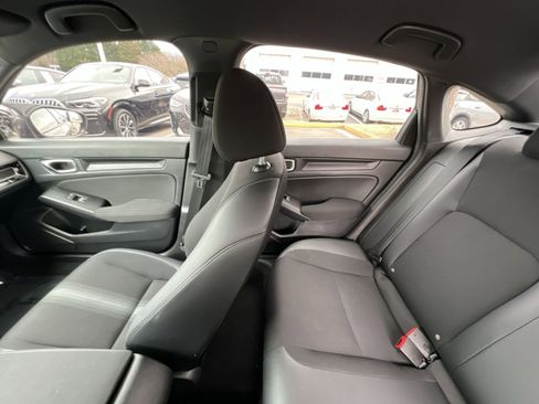 Used 2024 Honda Civic Sport image 3