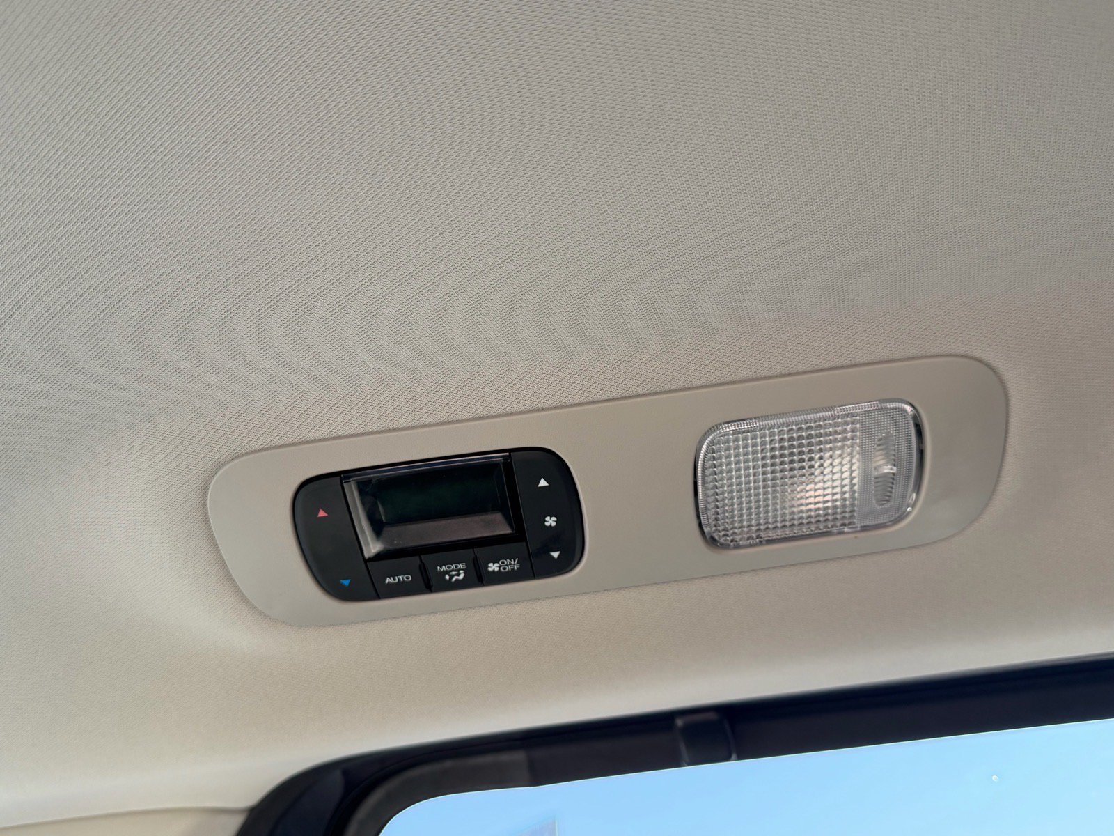 Used 2025 Honda Odyssey EX-L image 46