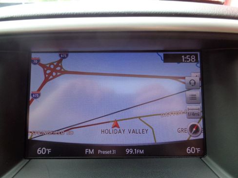 Used 2017 Nissan Pathfinder Platinum AWD/4WD image 10