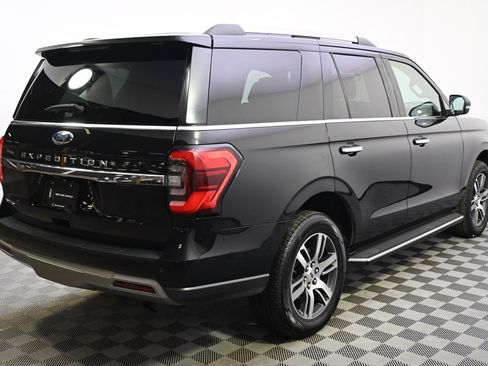 Used 2023 Ford Expedition Limited image 7
