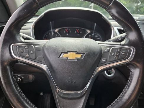 Used 2019 Chevrolet Equinox LT FWD image 20