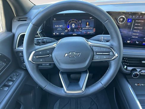 Used 2025 Chevrolet Tahoe Z71 w/ Comfort Package image 14