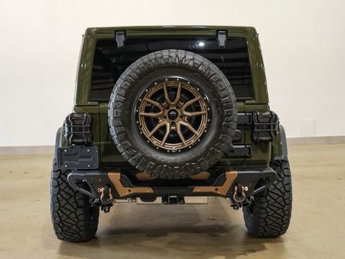 Used 2024 Jeep Wrangler Unlimited Rubicon 392 image 46