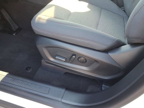 New 2026 Ford Explorer Active RWD image 11