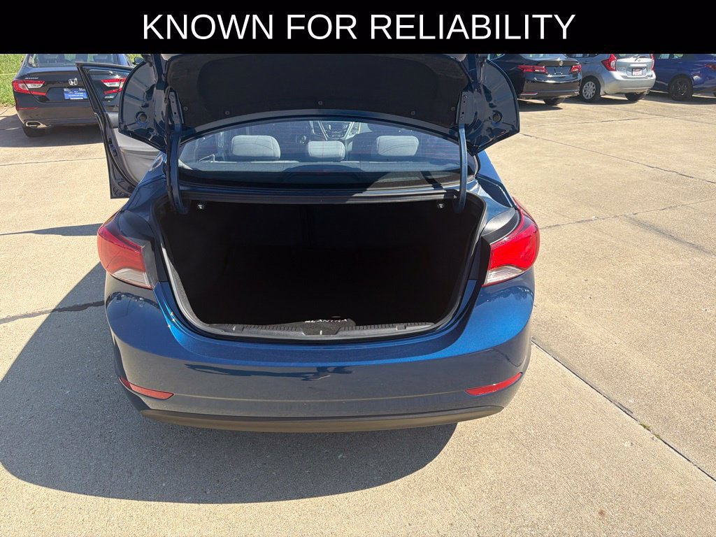Used 2016 Hyundai Elantra SE FWD image 15