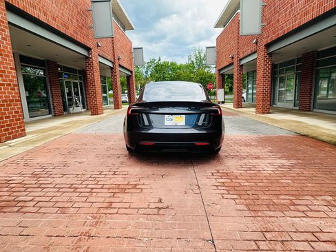 Used 2025 Tesla Model 3 Long Range AWD/4WD image 5