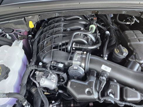 New 2025 Jeep Grand Cherokee L Altitude image 26