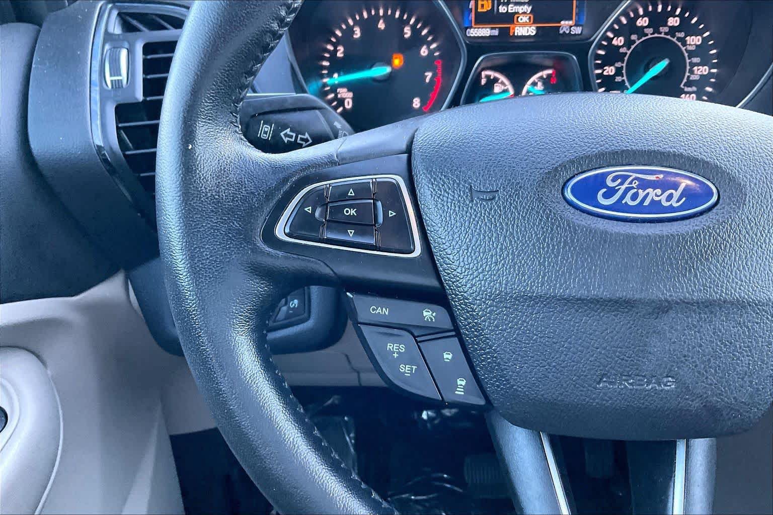 Used 2019 Ford Escape Titanium AWD/4WD image 23
