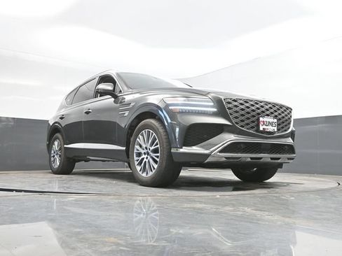 Used 2025 Genesis GV80 2.5T Standard AWD/4WD image 48