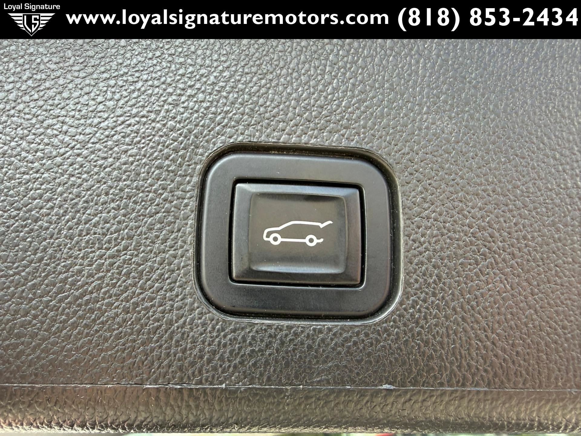Used 2015 Cadillac SRX Premium w/ Driver Assist Package AWD/4WD image 11