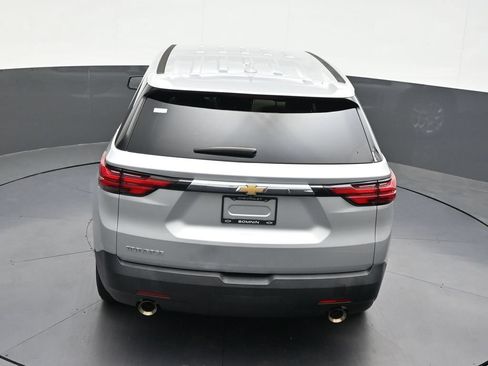Used 2022 Chevrolet Traverse LS FWD image 25