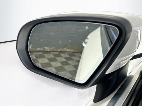 Used 2017 Mercedes-Benz C 300 Coupe image 16