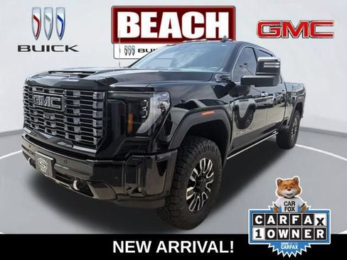 Used 2026 GMC Sierra 2500 Denali Ultimate AWD/4WD image 1