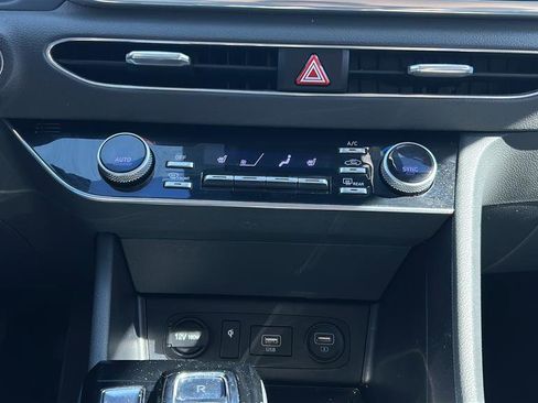 Used 2020 Hyundai Sonata SEL w/ Convenience Package image 19