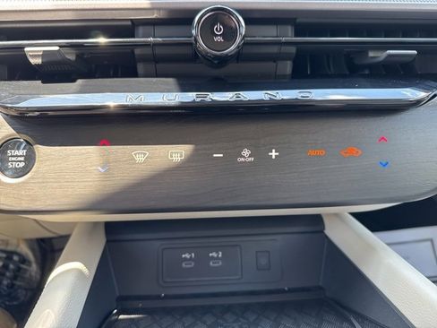 New 2025 Nissan Murano SV image 34