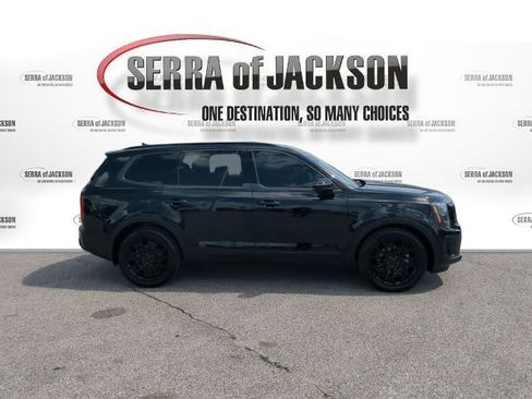Used 2021 Kia Telluride SX w/ SX Prestige Package image 9