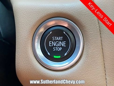 Used 2023 Chevrolet Tahoe Premier AWD/4WD image 28