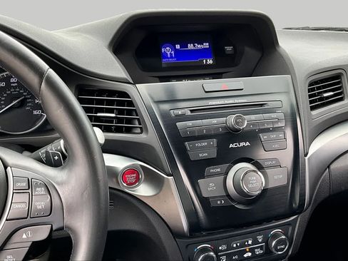 Used 2015 Acura ILX FWD image 6