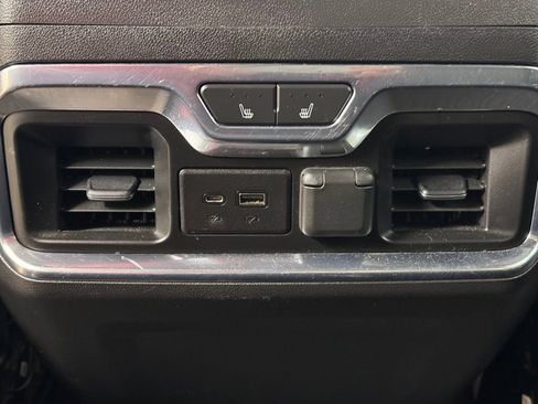 Used 2021 GMC Sierra 3500 Denali w/ Denali Ultimate Package image 19