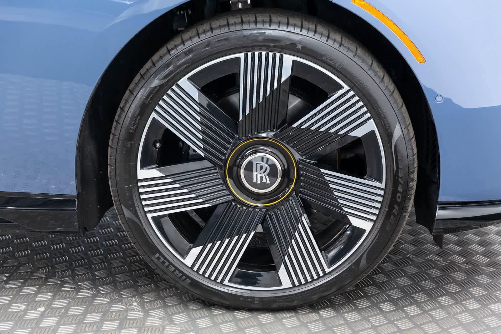 Certified 2024 Rolls-Royce Spectre w/ Spectre Launch Package AWD/4WD image 43