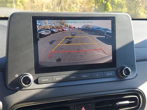 Used 2023 Hyundai Kona SEL image 18