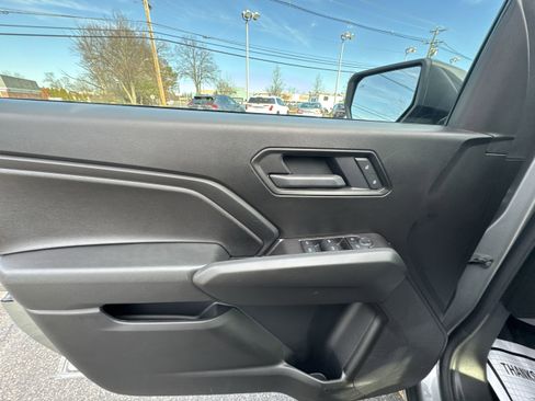 Used 2025 Chevrolet Colorado Trail Boss image 24