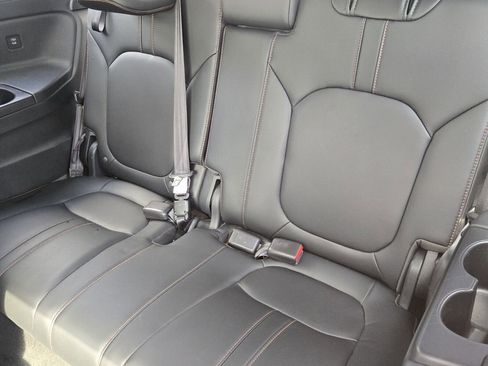 Certified 2024 Honda Pilot TrailSport image 13
