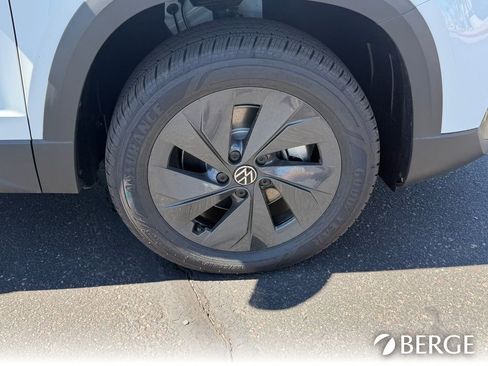 New 2026 Volkswagen Taos S image 11
