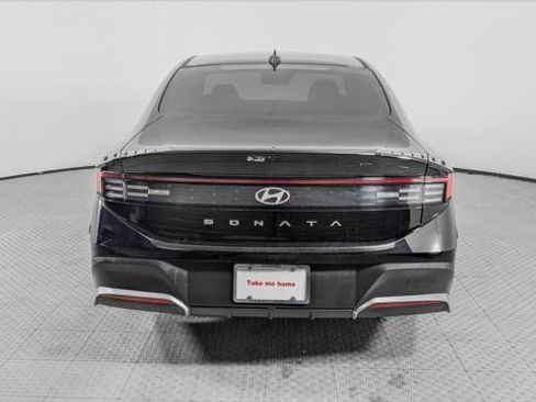 Used 2026 Hyundai Sonata SE FWD image 7