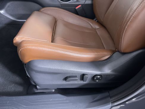 Used 2023 Subaru Outback Touring XT image 13