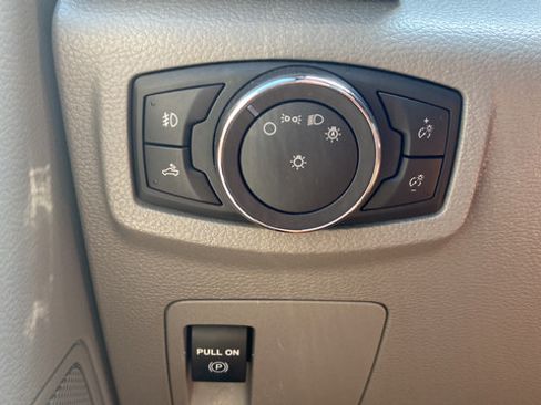 Used 2018 Ford F150 XL w/ Equipment Group 101A Mid AWD/4WD image 12