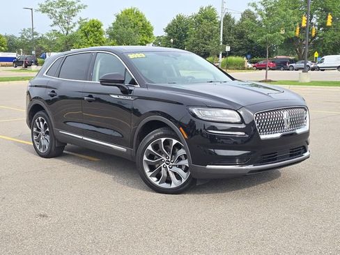 Used 2023 Lincoln Nautilus Reserve AWD/4WD image 1