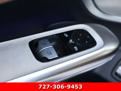 Certified 2025 Mercedes-Benz CLE 300 4MATIC Coupe image 17