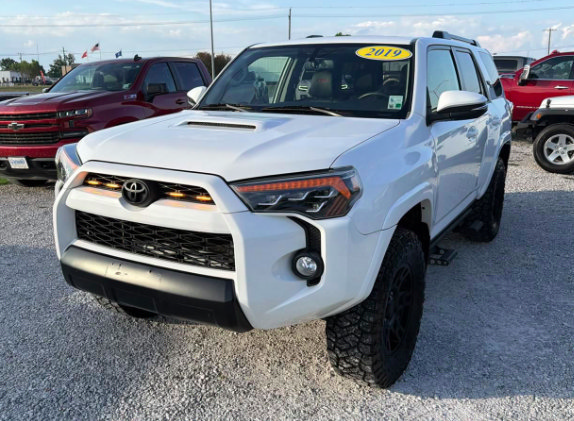 Used 2019 Toyota 4Runner TRD Off-Road Premium AWD/4WD image 9