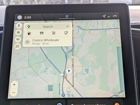 New 2026 Volvo XC90 B6 Plus w/ Protection Package Premier image 25