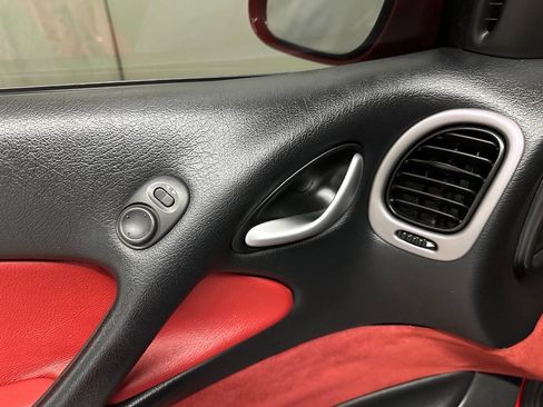 Used 2005 Pontiac GTO image 22