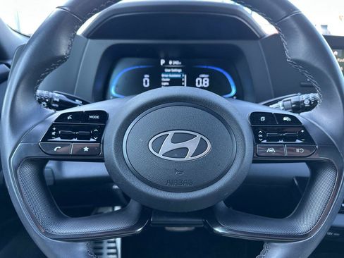 Used 2025 Hyundai Elantra Sport FWD image 21